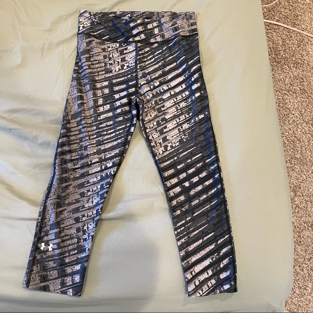 Under Armor Crop Leggings